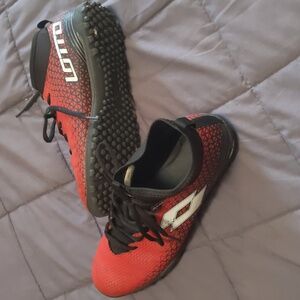 Lotto Men's Red Athletic Shoes